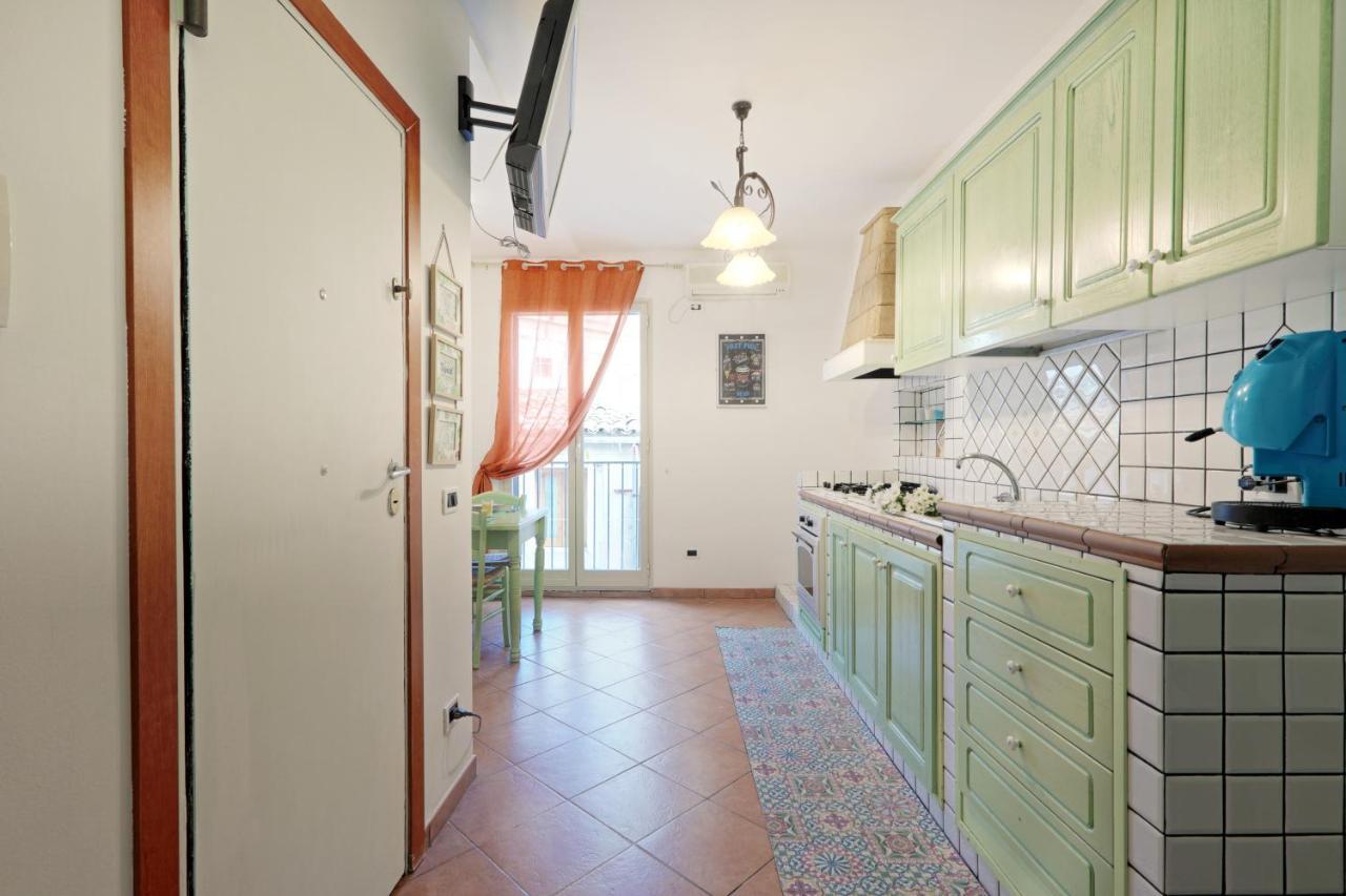 Casa Di Molly Cozy Apartment Near Via Roma ปาแลร์โม ภายนอก รูปภาพ